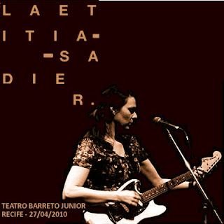 Laetitia Sadier – Ao Vivo – Teatro Barreto Junior, Recife
