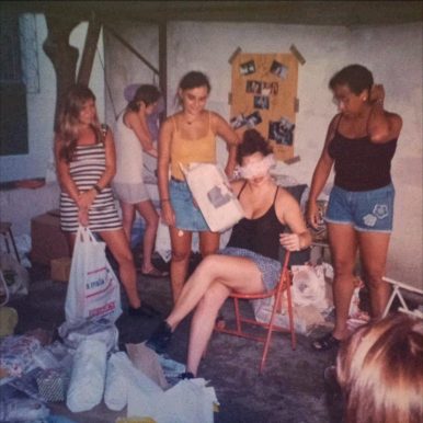 alice medíocre –  monstrinha EP