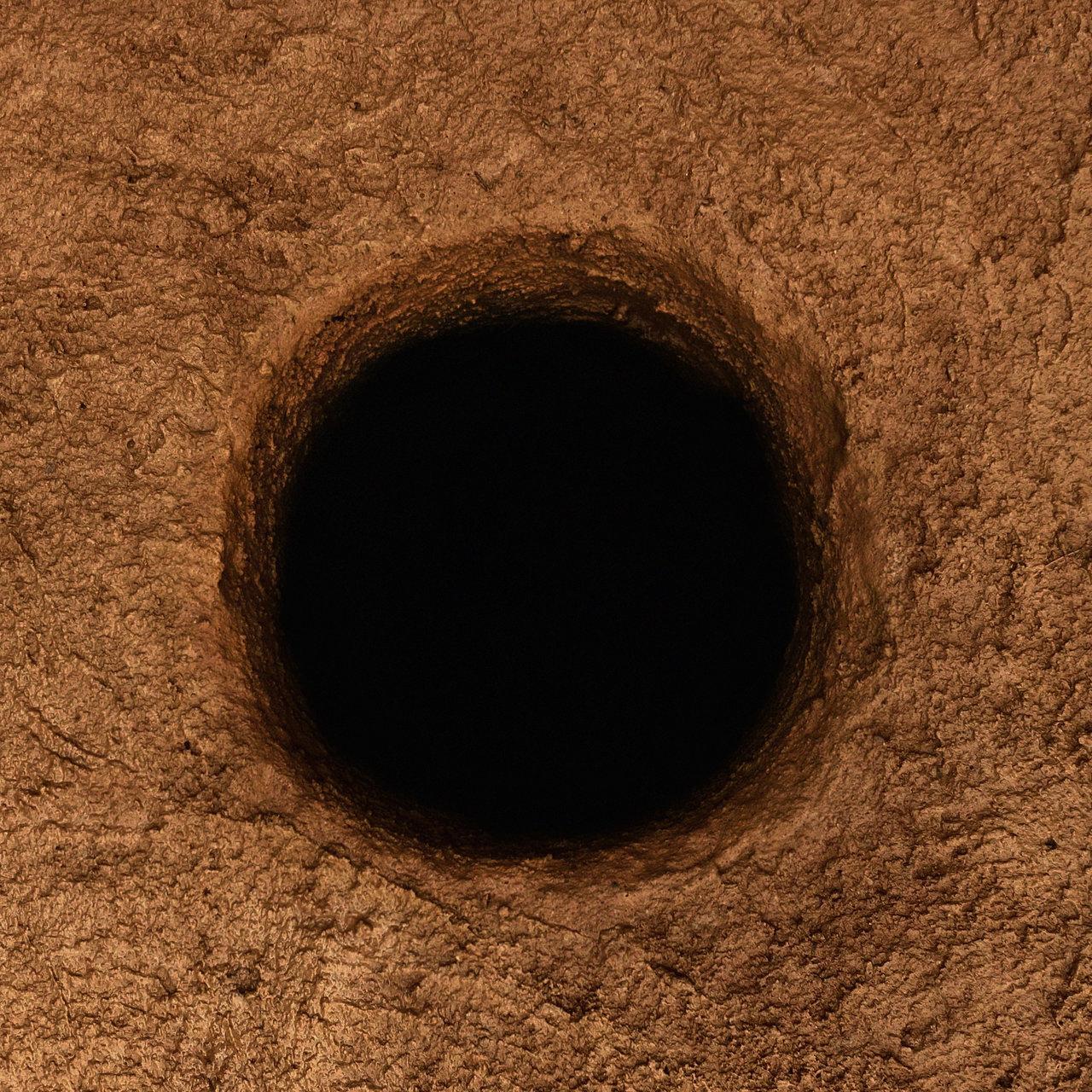 Amplexos – Queda Casa Terra