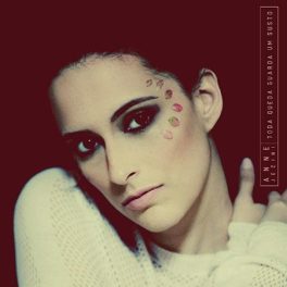 Anne Jezini – Toda Queda Guarda Um Susto