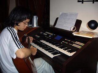 Armand Tanzarian – Explosions In The Sky on Piano…