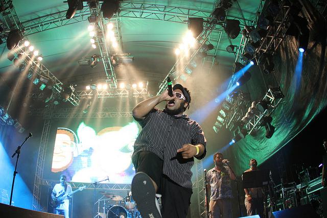 B Negão e Seletores de Frequência – Ao Vivo – Recbeat Festival