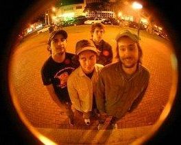 College – Ensaio na Label