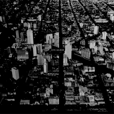 Escalier – Quando os Ombros não Suportam Mais o Mundo