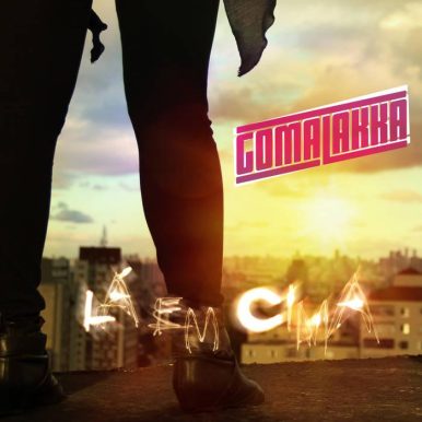 Gomalakka – Lá Em Cima