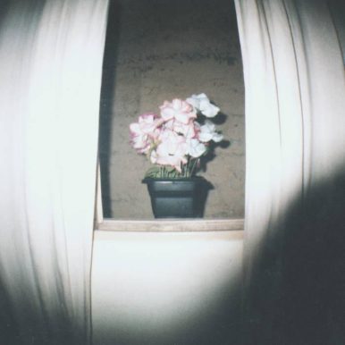 Jonathan Tadeu – Casa Vazia