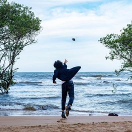 Juliano Gauche – Tenho acordado dentro dos sonhos