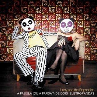 Lucy and The Popsonics – A fábula (ou a farsa?) de dois eletropandas