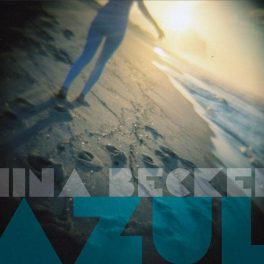 Nina Becker – Azul