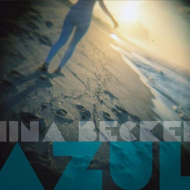 Nina Becker – Azul