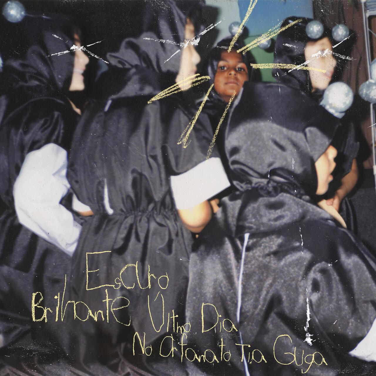 Rico Dalasam – Escuro Brilhante, Último Dia no Orfanato Tia Guga