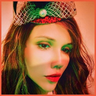 Saturnina – Melancolia… Por Diversão?