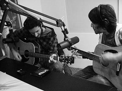 Superguidis – Acústico no Ronca Ronca Sessions